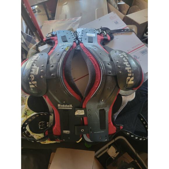 Riddell Kombine LN Red Football Shoulder Pads Size: Medium - Picture 1 of 9